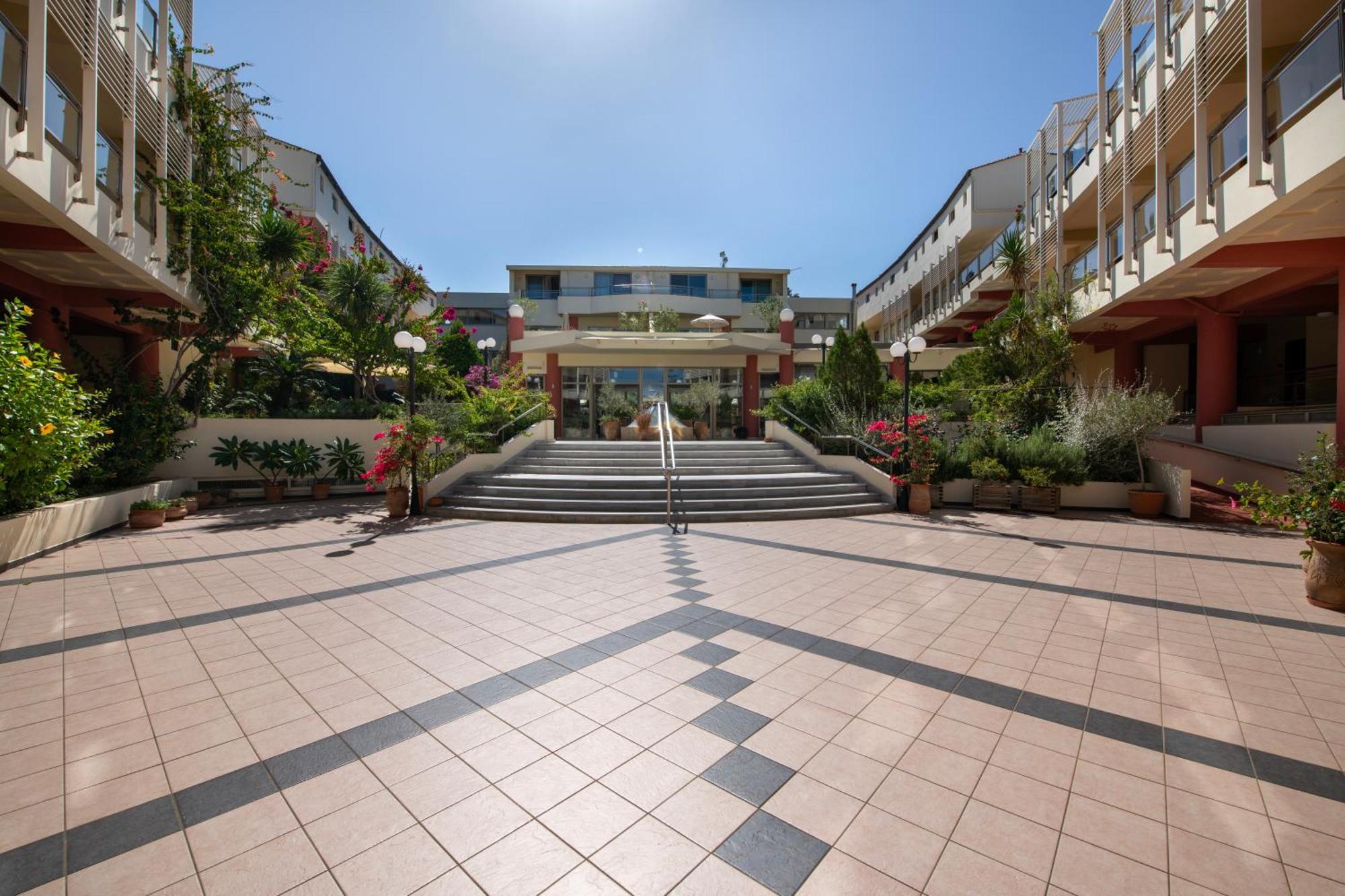 Hydramis Palace Beach Resort เยโอริยิอูโปลิส ภายนอก รูปภาพ