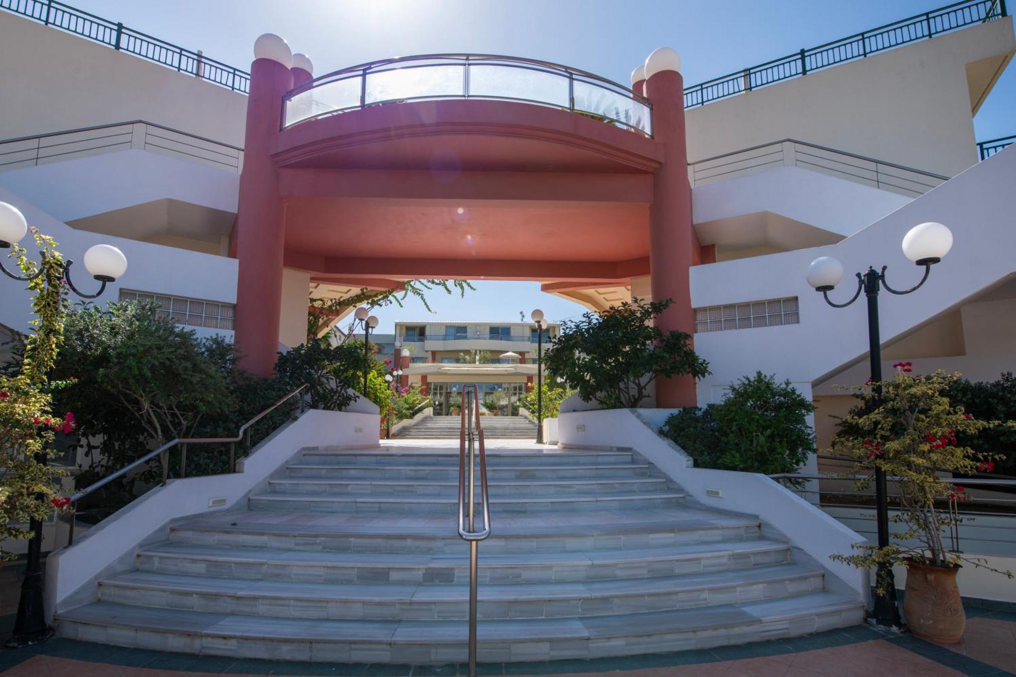 Hydramis Palace Beach Resort เยโอริยิอูโปลิส ภายนอก รูปภาพ