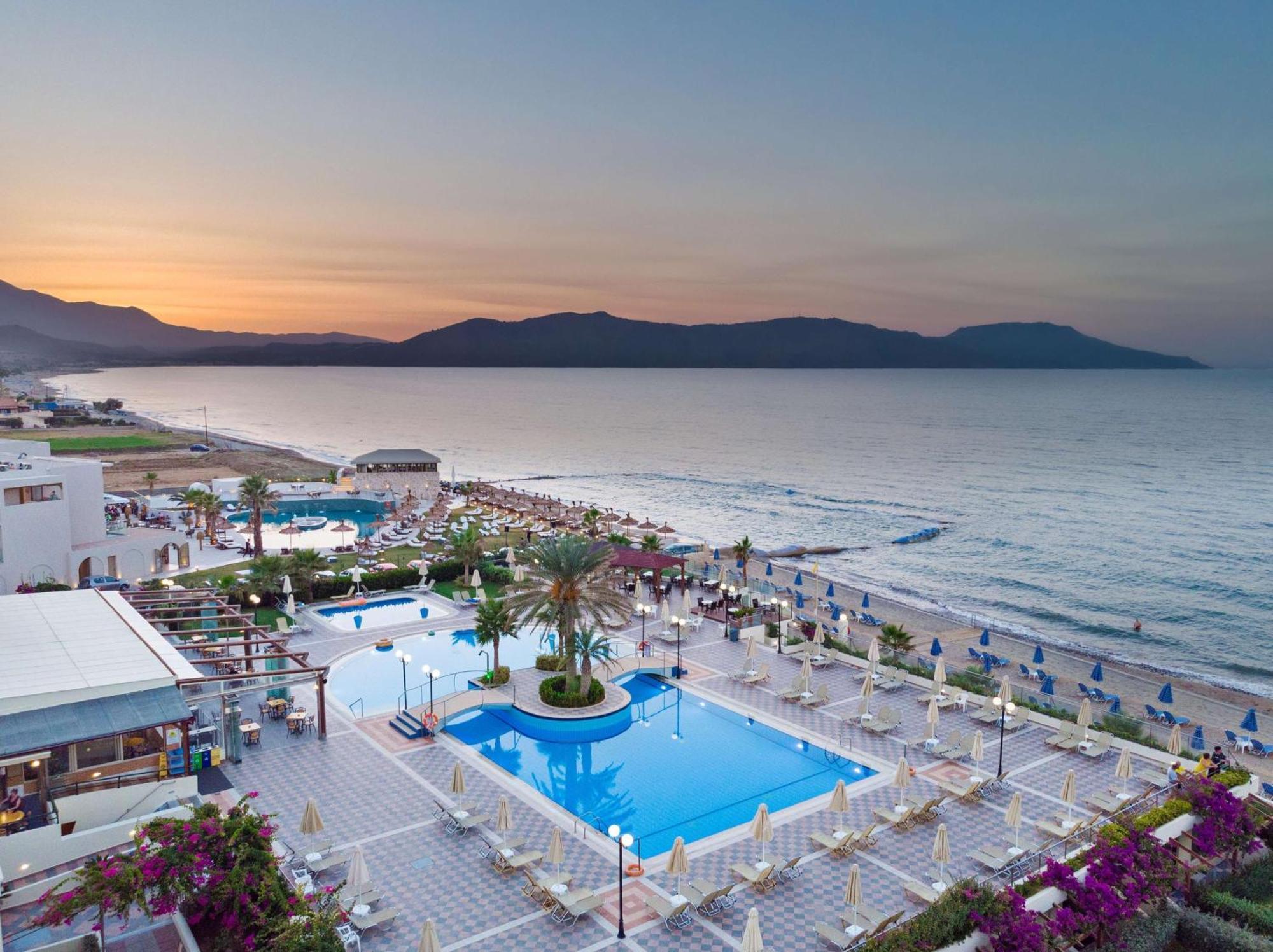 Hydramis Palace Beach Resort เยโอริยิอูโปลิส ภายนอก รูปภาพ